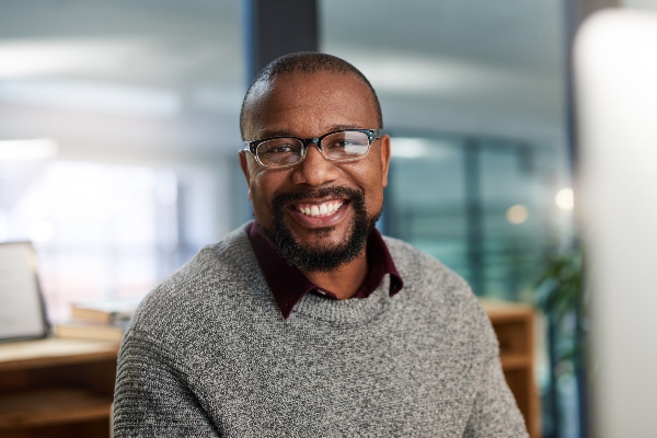 When To Visit A General Dentist For A Dental Crown